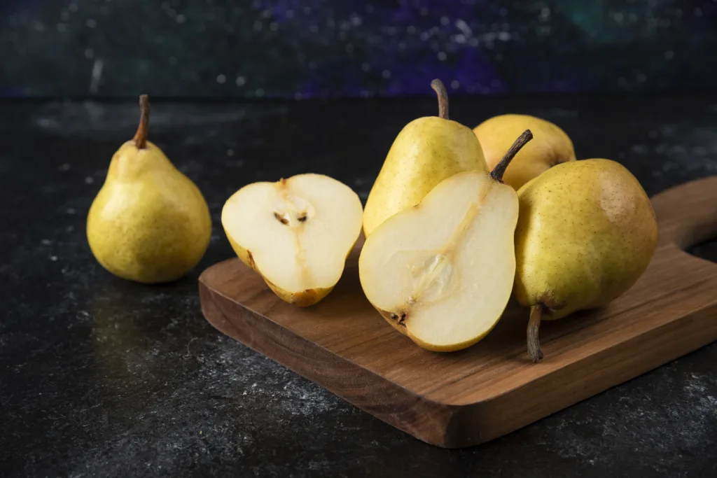 pears sliced